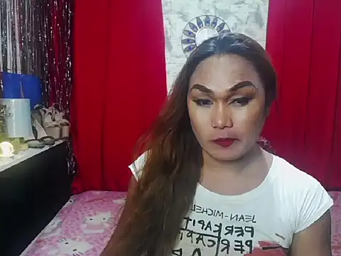 glamorousaMHARGA online show from October 2025 03:46:02 PM