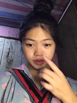 Thy00   online show from September 2025 07:25:02 AM