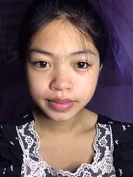 Thy00   online show from October 2025 01:13:01 AM