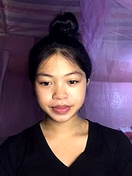 Thy00   online show from October 2025 02:21:02 AM