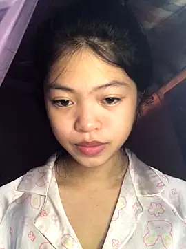 Thy00   online show from October 2025 01:37:02 AM