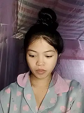 Thy00   online show from October 2025 01:41:02 AM