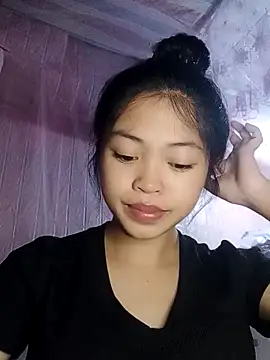 Thy00   online show from October 2025 03:13:02 PM