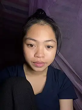 Thy00   online show from February 2026 10:13:02 PM