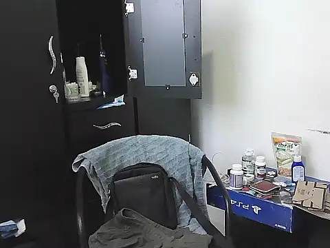 Snapshot of morenocabro10 chatting on February 2026 05:44:02 PM morenocabro10 online show from February 2026 05:44:02 PM