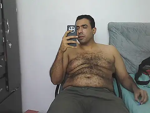 Snapshot of morenocabro10 chatting on March 2026 06:25:02 AM morenocabro10 online show from March 2026 06:25:02 AM