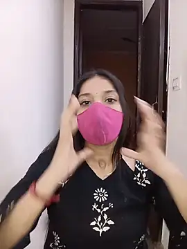 Snapshot of Cute_Rakhi8 chatting on June 2026 05:31:01 AM Cute Rakhi8 online show from June 2026 05:31:01 AM