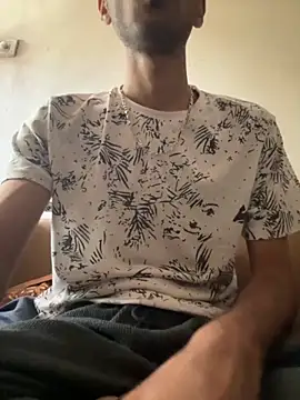 Snapshot of hoegupta chatting on September 2025 08:03:02 AM hoegupta online show from September 2025 08:03:02 AM