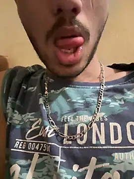 Snapshot of hoegupta chatting on October 2025 06:15:02 PM hoegupta online show from October 2025 06:15:02 PM