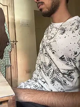 Snapshot of hoegupta chatting on October 2025 07:51:02 AM hoegupta online show from October 2025 07:51:02 AM