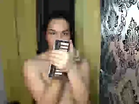 lovelyallena07 online show from November 2025 02:45:02 AM