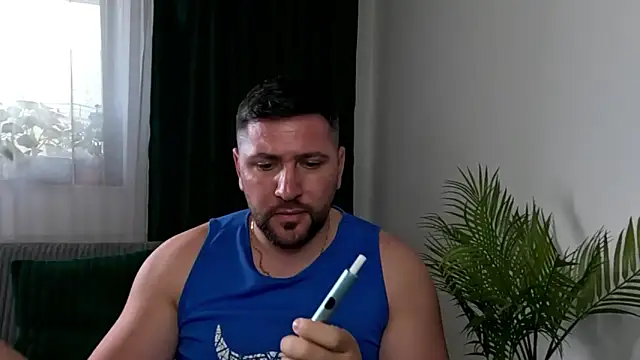 Gold Alpha Boy online show from May 2026 01:29:02 PM