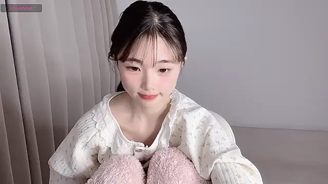 gougou77 online show from December 2025 10:42:01 AM