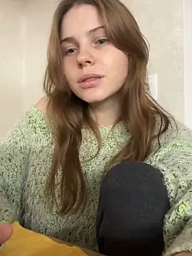 Delilah Leila online show from November 2025 09:32:01 PM