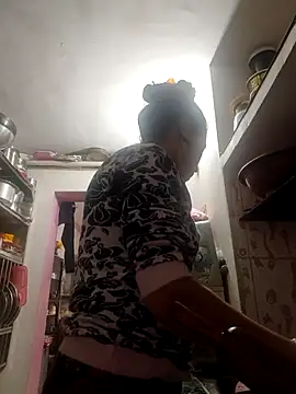 ISHANI-SINGH online show from February 2026 03:05:01 AM