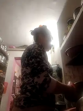 ISHANI-SINGH online show from February 2026 03:00:02 AM