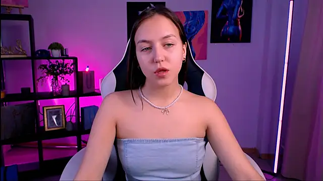 CindySparkl online show from December 2025 03:46:02 AM