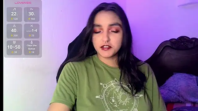 Snapshot of Ari_20_ chatting on November 2025 12:10:01 AM Ari 20 online show from November 2025 12:10:01 AM