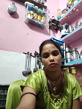 Snapshot of Cut_ragni chatting on August 2026 05:15:01 PM Cut ragni online show from August 2026 05:15:01 PM