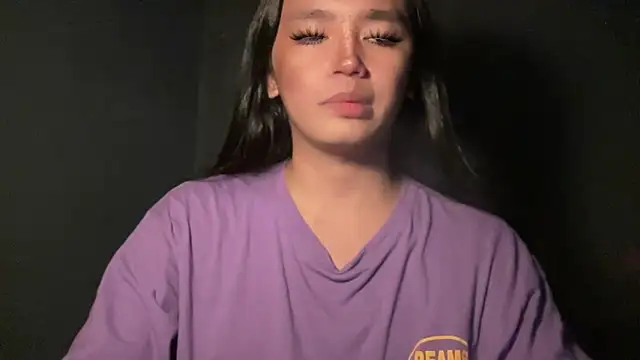 Claudia Johnson online show from October 2025 05:54:02 AM