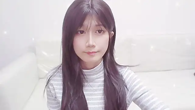 Rabbitlittlefool online show from October 2025 03:49:01 PM