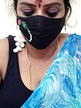 Snapshot of yoga-mithraa chatting on November 2025 02:26:01 PM yoga-mithraa online show from November 2025 02:26:01 PM