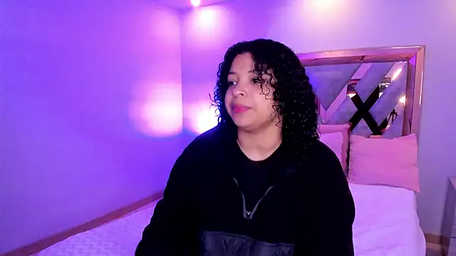 Dakota Mars online show from October 2025 12:13:02 PM