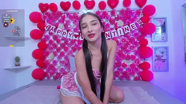 Snapshot of hannah_miller_1 chatting on February 2026 01:29:02 PM hannah miller 1 online show from February 2026 01:29:02 PM