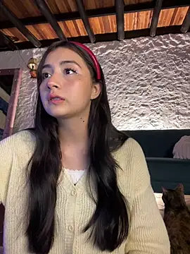 Snapshot of kaori_77 chatting on February 2026 04:19:02 AM kaori 77 online show from February 2026 04:19:02 AM