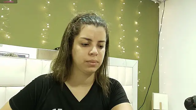 gisell gomez online show from October 2025 11:40:02 AM