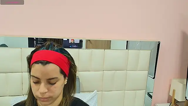 gisell gomez online show from November 2025 12:16:01 PM