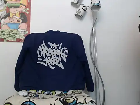 Thomasjons  online show from October 2025 04:14:02 PM