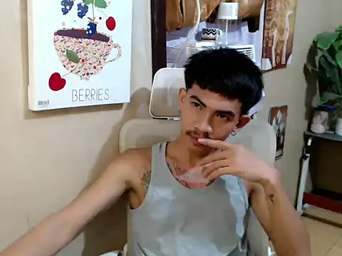 Snapshot of King_BigCock69 chatting on June 2026 07:40:02 PM King BigCock69 online show from June 2026 07:40:02 PM