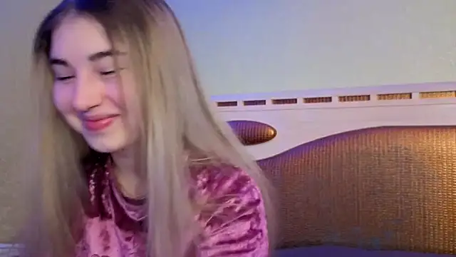 Snapshot of sugarskitty chatting on February 2026 02:43:02 AM sugarskitty online show from February 2026 02:43:02 AM