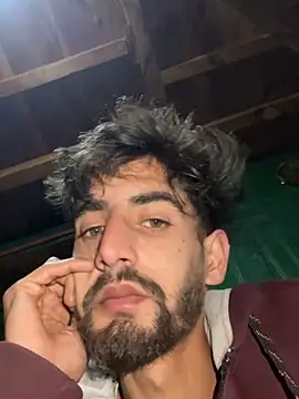 lyath3245 online show from February 2026 07:18:01 AM