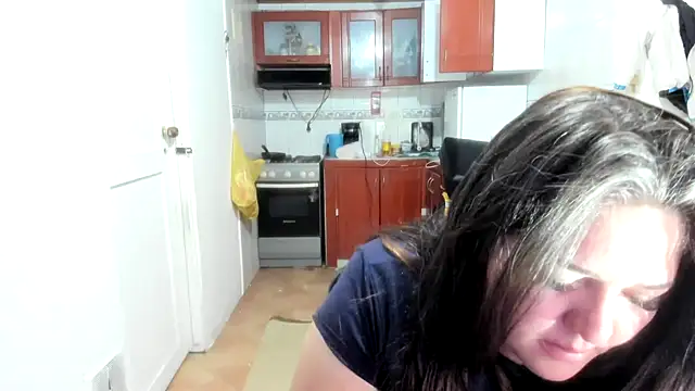 Snapshot of Daphne_girlsex chatting on June 2026 03:05:02 AM Daphne girlsex online show from June 2026 03:05:02 AM