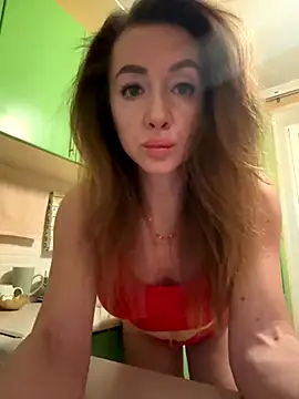 MarinaDiva11 74 online show from November 2025 07:47:01 PM