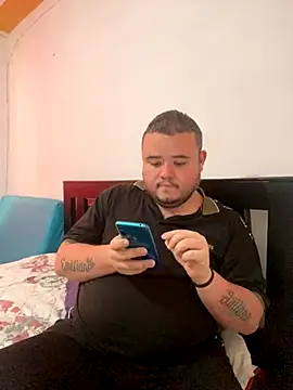 Chimbo-1996 online show from October 2025 07:48:02 PM