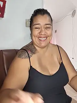 Snapshot of NARNYALABELLA chatting on June 2026 01:12:01 PM NARNYALABELLA online show from June 2026 01:12:01 PM
