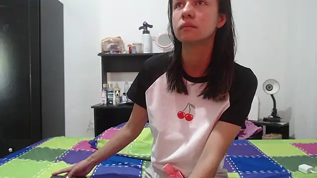 nathaly jones  online show from July 2026 01:04:02 PM