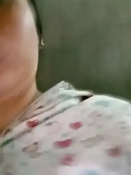 maple694 online show from October 2025 01:44:02 AM