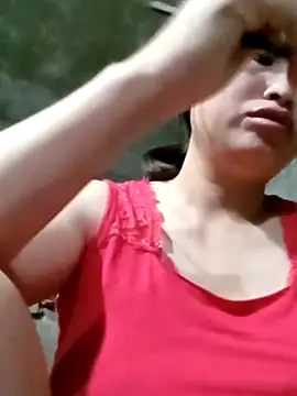 maple694 online show from October 2025 11:46:02 AM