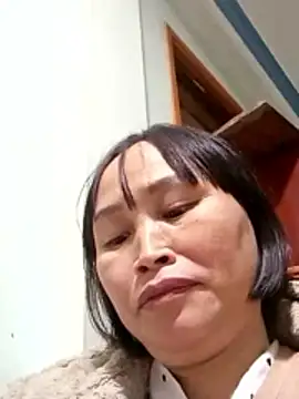 maple694 online show from November 2025 01:10:01 PM