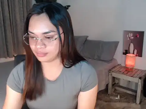 Snapshot of Luckystarxx chatting on March 2026 06:47:01 PM Luckystarxx online show from March 2026 06:47:01 PM