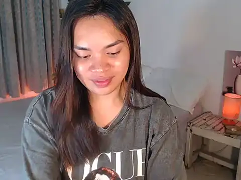 Snapshot of Luckystarxx chatting on March 2026 07:50:01 PM Luckystarxx online show from March 2026 07:50:01 PM