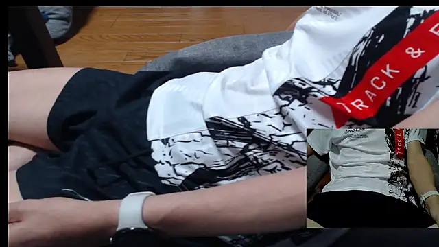 Yasu2000 online show from June 2026 11:46:01 PM