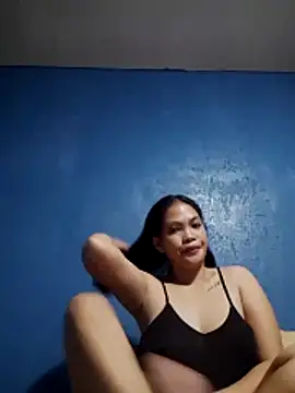 missluvv online show from February 2026 01:42:02 PM