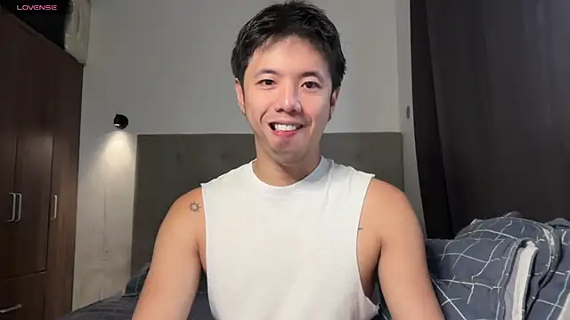 Snapshot of Addictiveboi chatting on June 2026 02:25:02 AM Addictiveboi online show from June 2026 02:25:02 AM