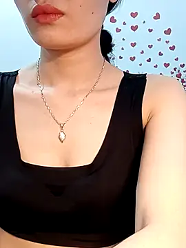 Snapshot of Hinna_x chatting on June 2026 01:30:01 AM Hinna x online show from June 2026 01:30:01 AM
