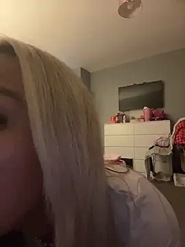 EllieMaeBaby online show from November 2025 05:40:02 PM